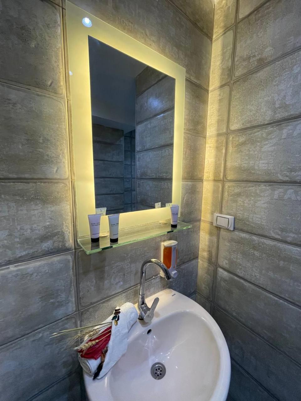 Kafret el-Gabal Locanda Pyramids Hotel מראה חיצוני תמונה